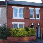 83 Storer Road - Single rooms available 